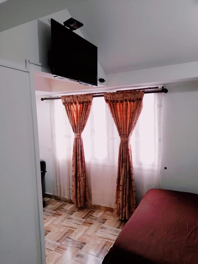 Hospedaje Sary House ボゴタ エクステリア 写真