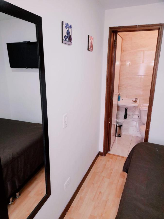 Hospedaje Sary House ボゴタ エクステリア 写真