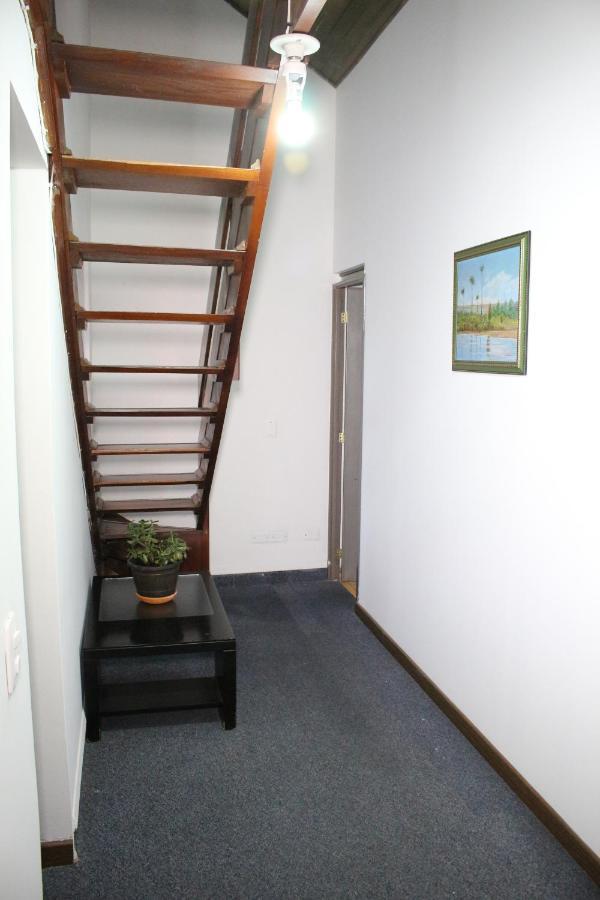 Hospedaje Sary House ボゴタ エクステリア 写真