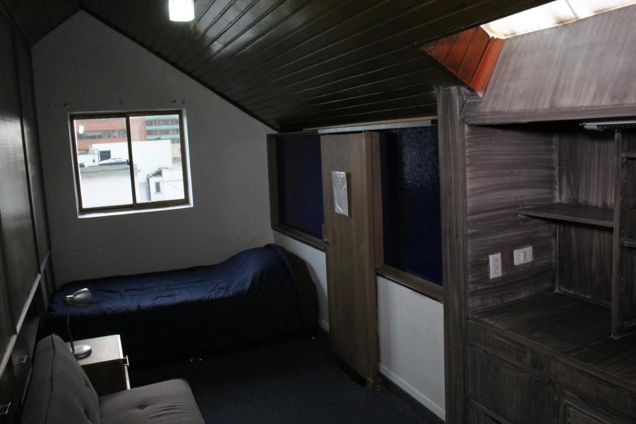 Hospedaje Sary House ボゴタ エクステリア 写真