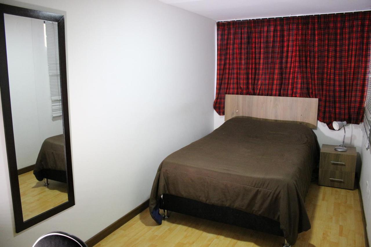 Hospedaje Sary House ボゴタ エクステリア 写真